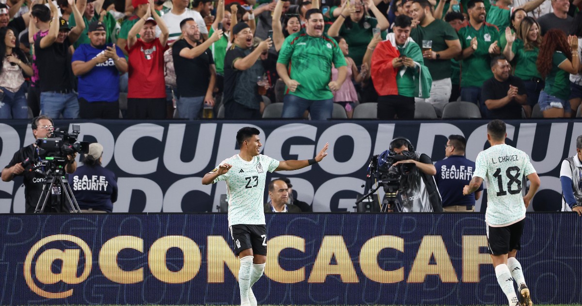 Soccer fan stabbed at CONCACAF Gold Cup game in California