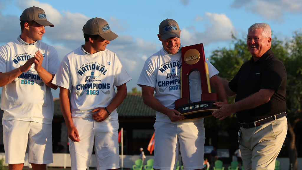 Florida Baseball: Gators overcome Little League field to defeat FSU