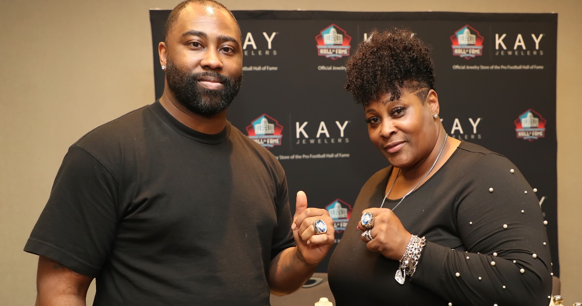 Darrelle Revis' mom barred from attending Patriots Super Bowl ring ceremony  – New York Daily News