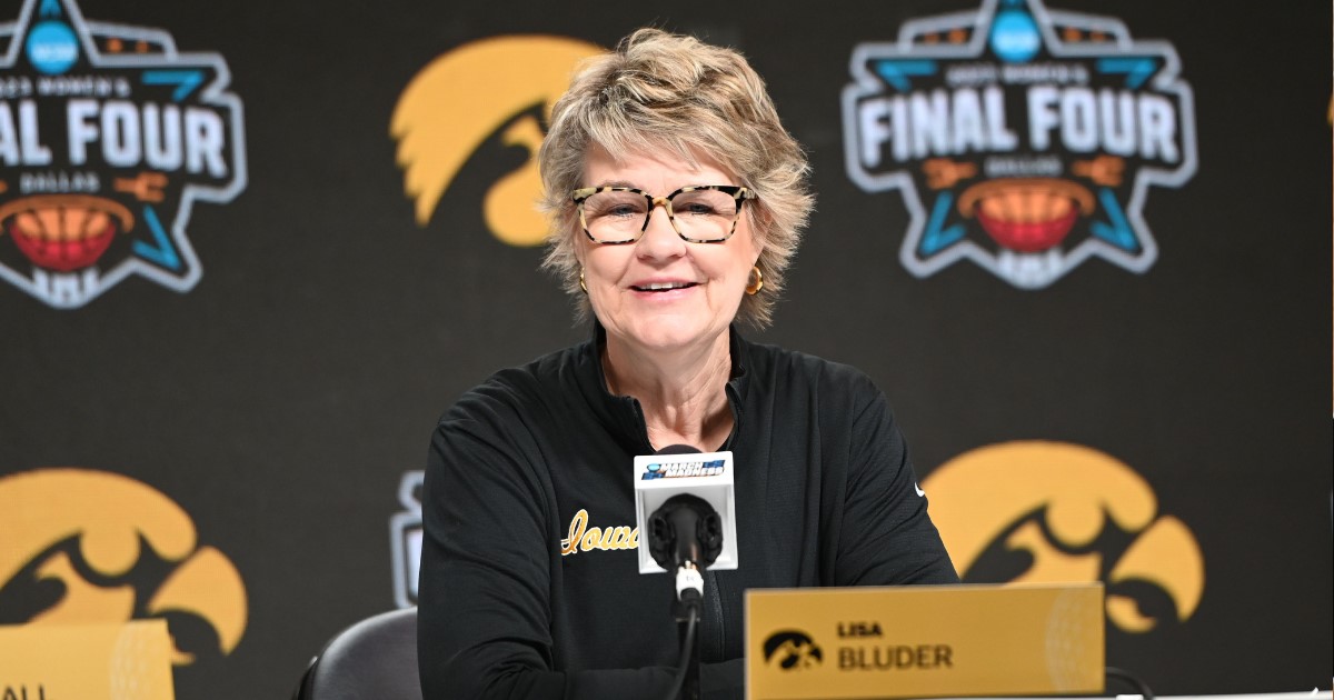 Iowa Women’s Basketball Head Coach Lisa Bluder extended through 2029