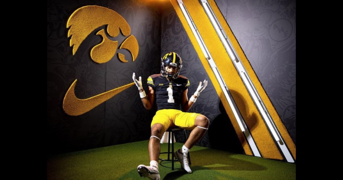 Jaylen Watson commits to the Iowa Hawkeyes