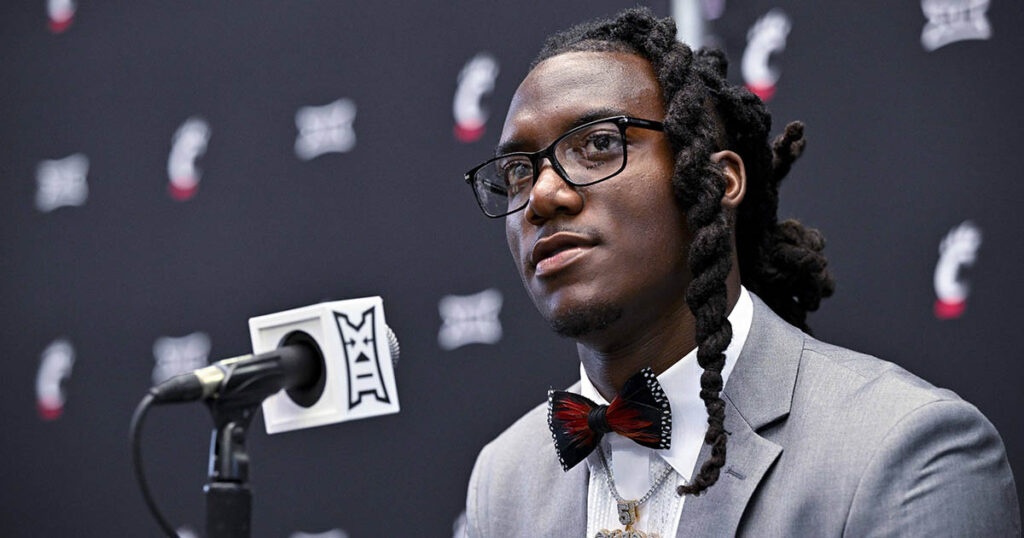 Cincinnati quarterback Emory Jones