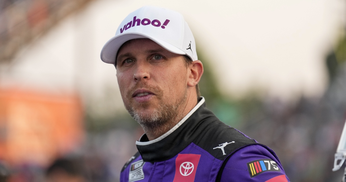 NASCAR on FOX team shows Denny Hamlin made contact with Kyle Larson at ...