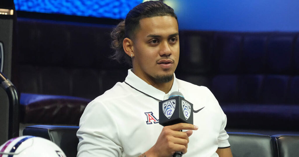 Arizona QB Jayden de Laura at Pac-12 Media Day