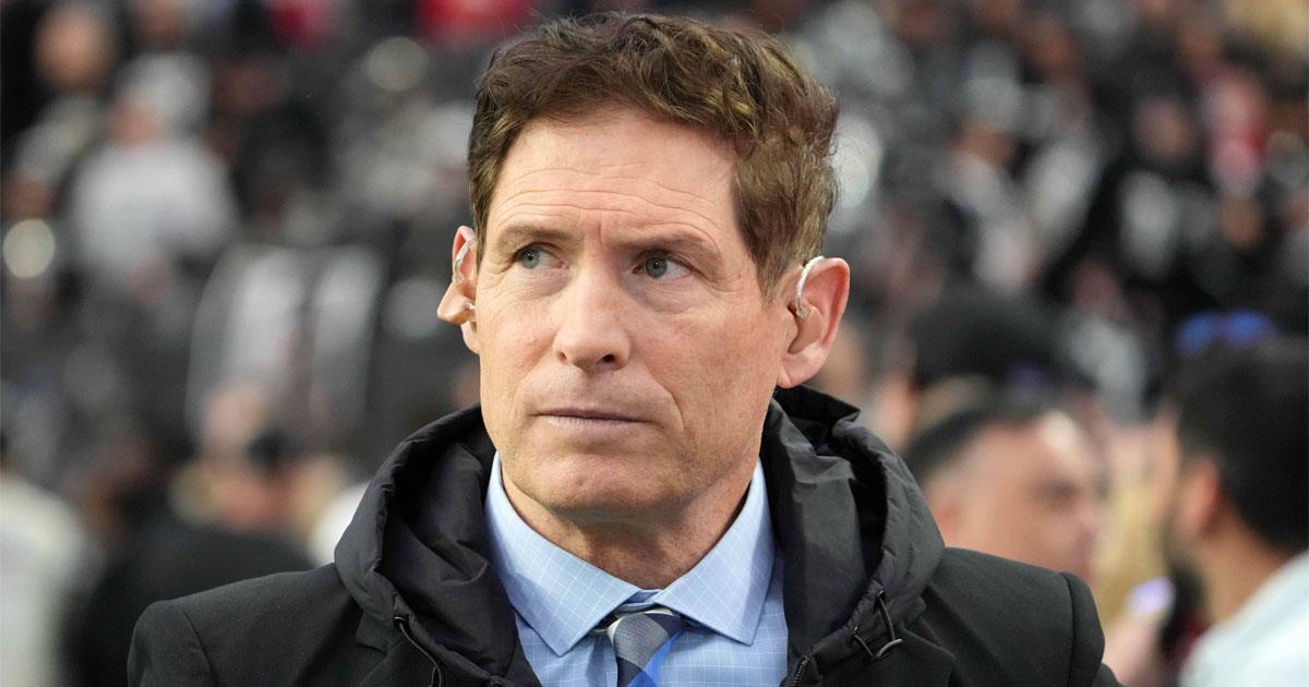 Steve Young to coach daughter's football team after ESPN layoffs