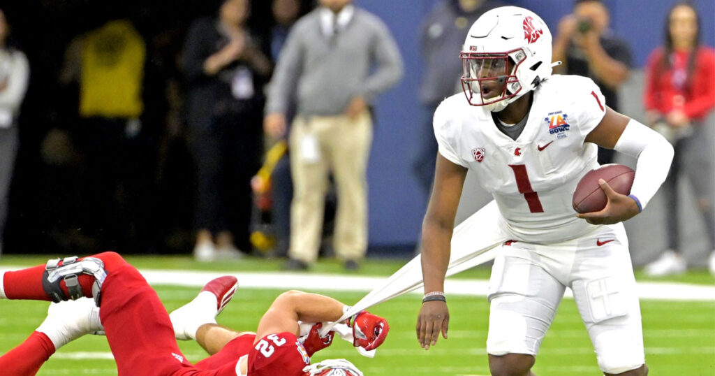 Cameron Ward, Washington State Cougars quarterback