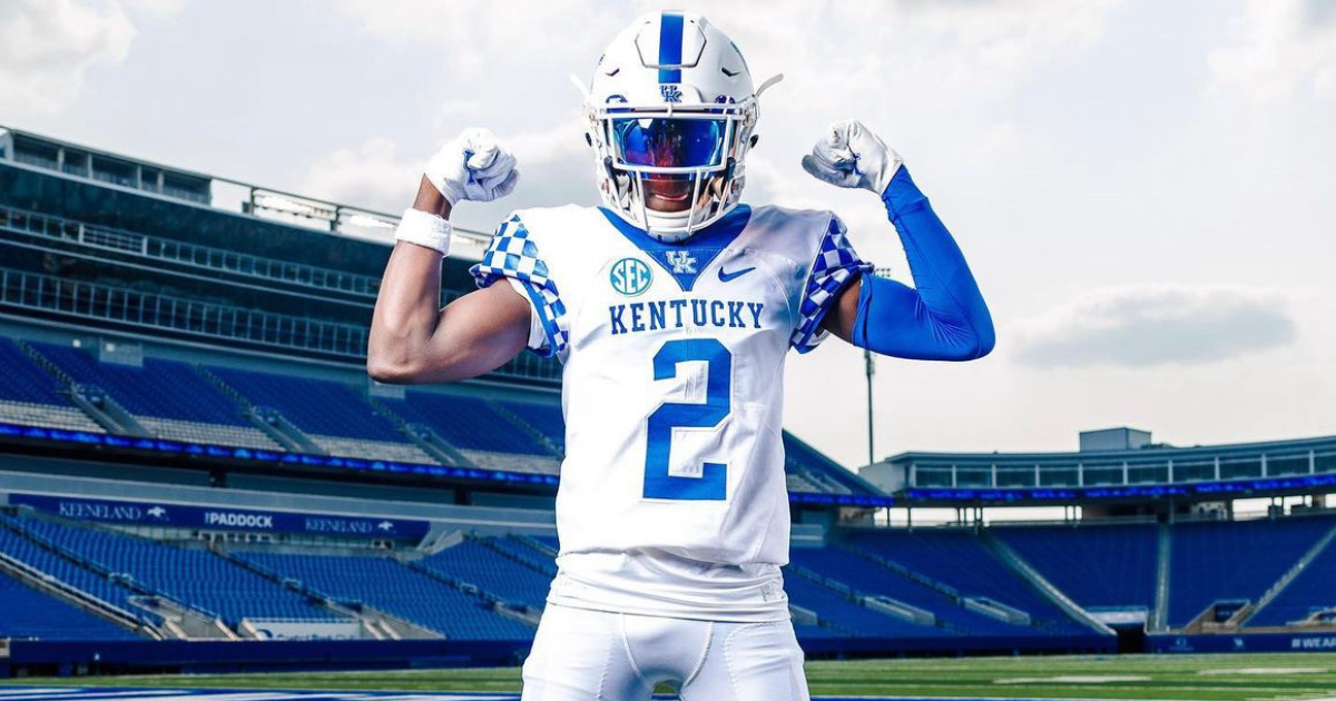 Week 6's top college football uniforms - 2022 Shamrock Series features  stylish fits - ESPN