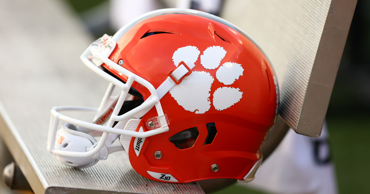 Former Clemson football player David Davis passes away at 53