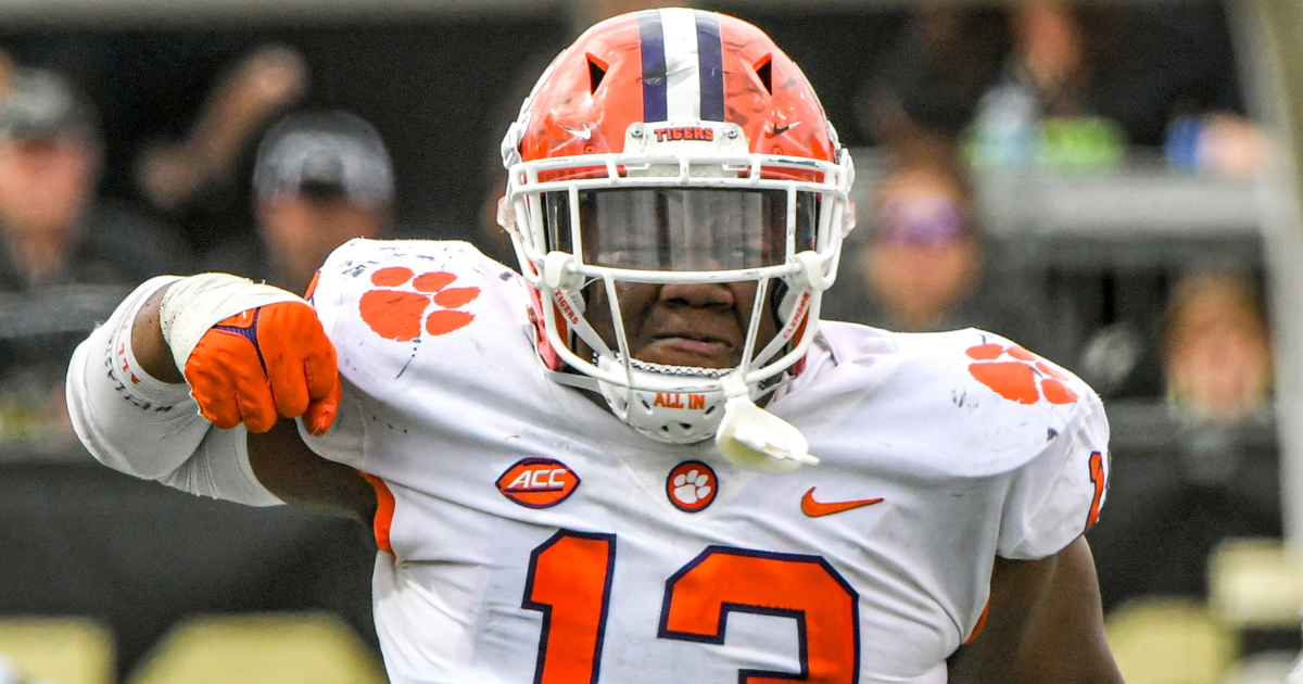 Tyler Davis says Clemson must win a championship to have a successful season