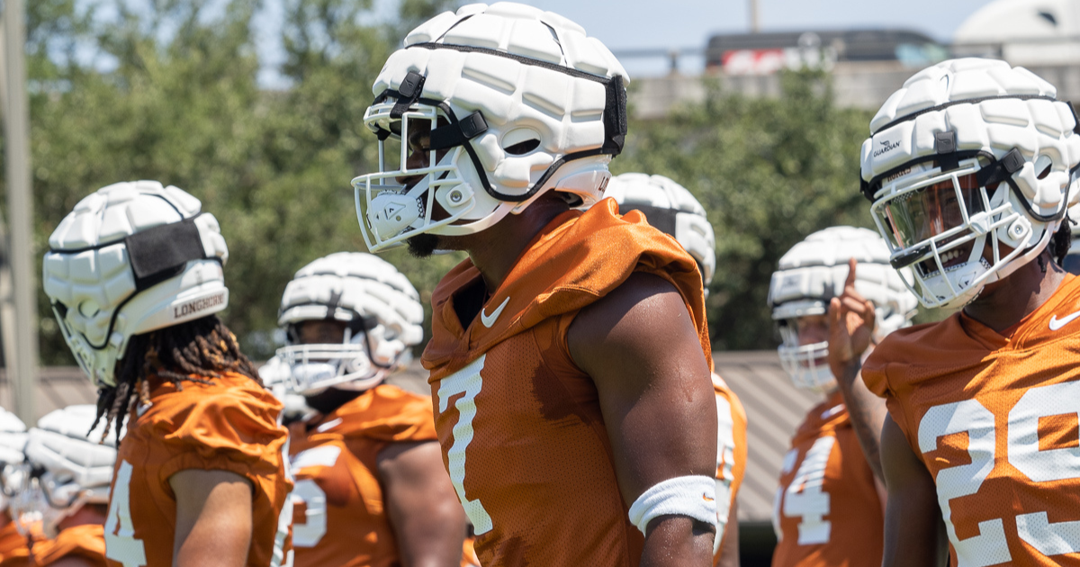 Texas Football: Details on running backs and offensive line from Day 1 of 2023 practice