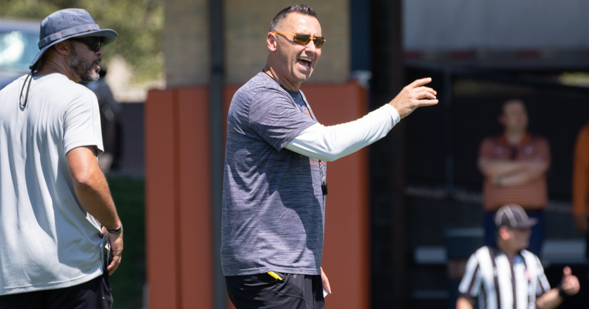 Three things to know from Steve Sarkisian: Defensive battles, practice patterns, coaching his son