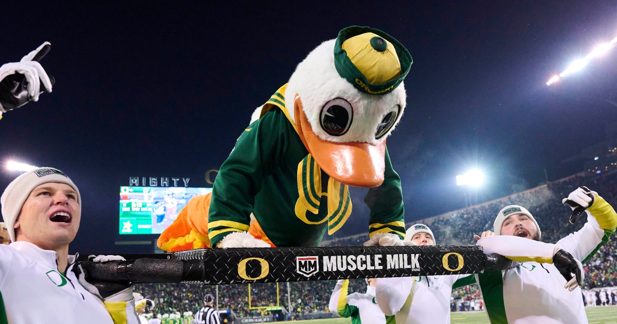 Breaking down where Oregon stands in conference realignment discussion