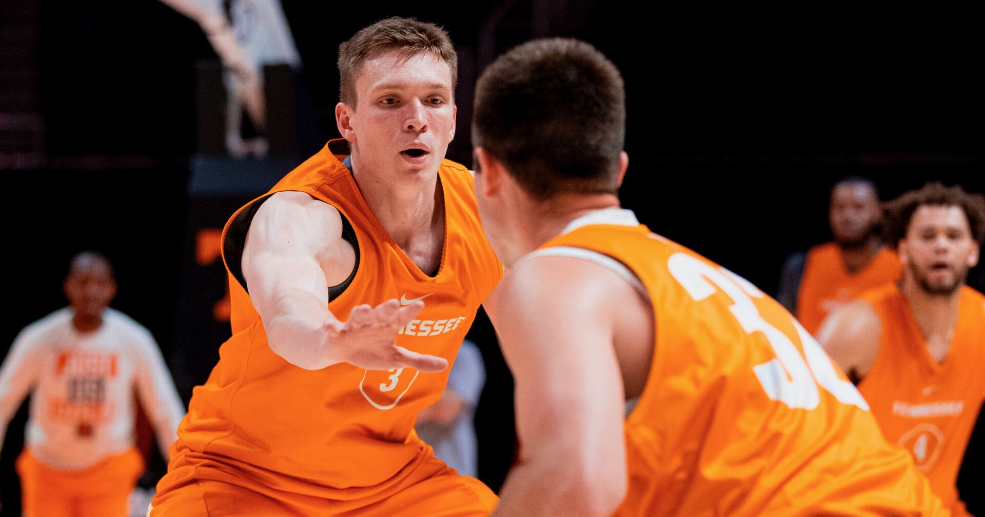 Dalton Knecht working to add defense to potent offensive skillset