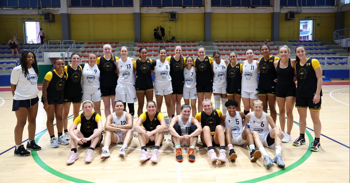 Iowa Women’s Basketball rolls past Team Slammers in European opener