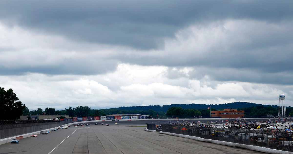 NASCAR Cup Series qualifying rained out at Michigan, Denny Hamlin on pole