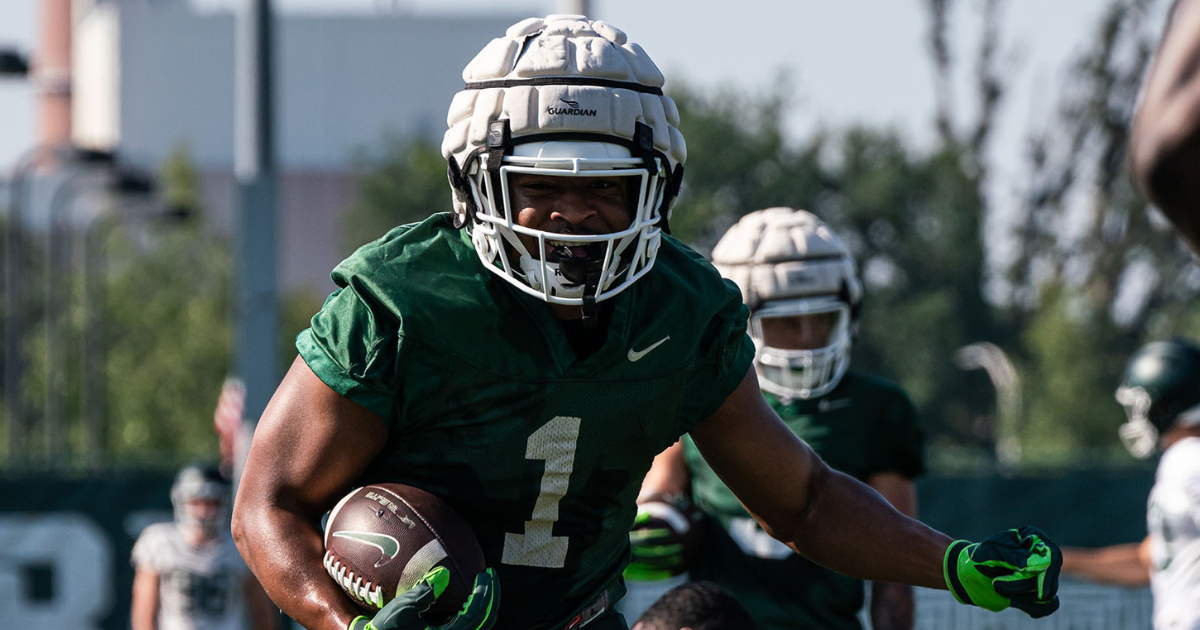 Mangham, Carter emerging as leaders at running back for Michigan State