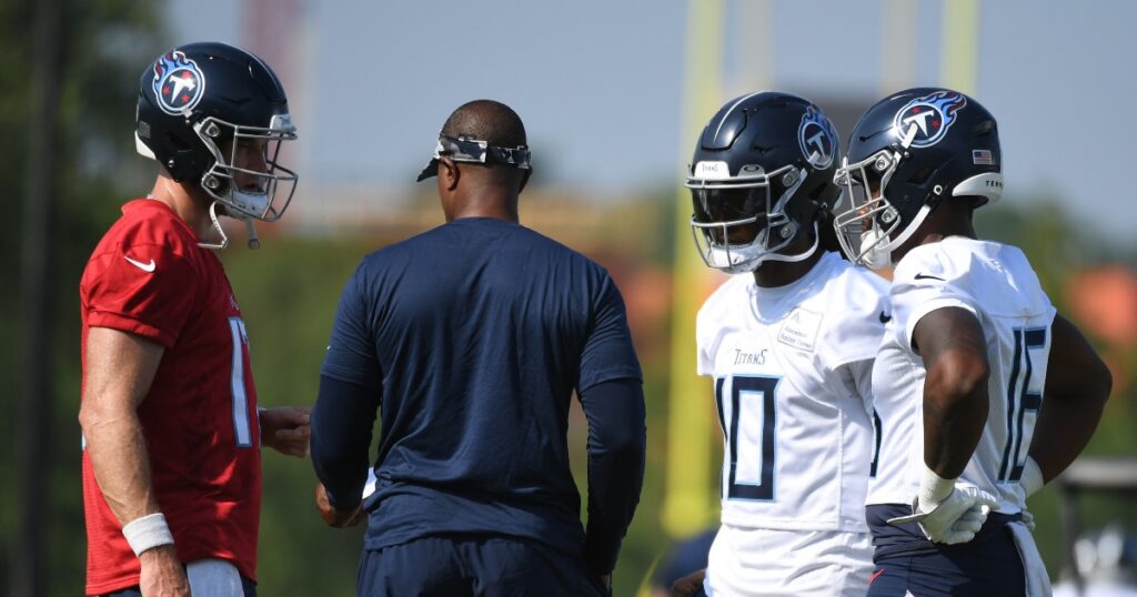 Titans' young receivers growing up