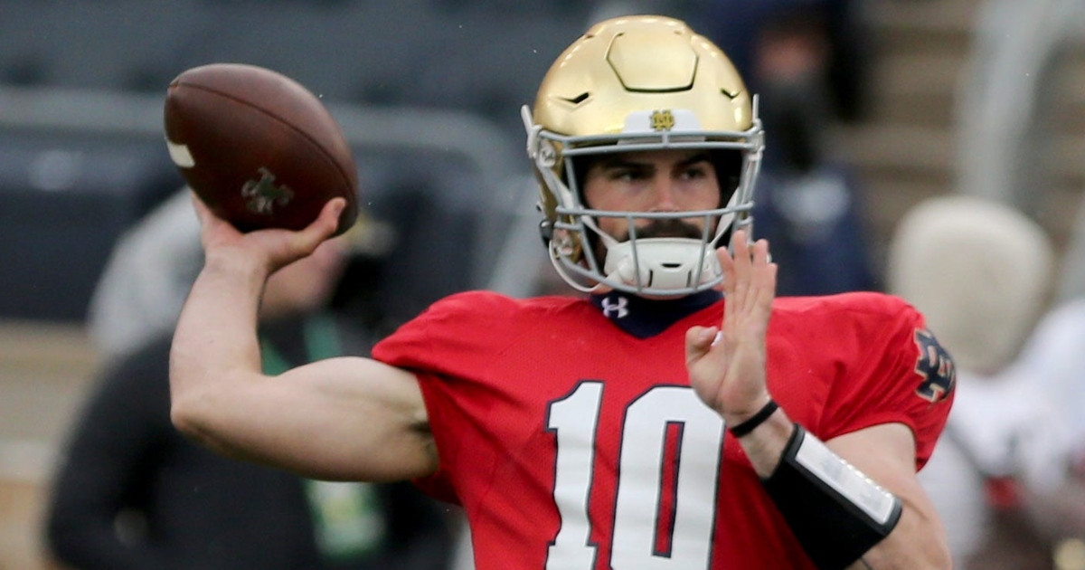 Greg McElroy names Notre Dame QB Sam Hartman as college football's top ...