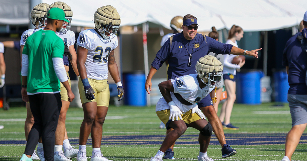 Projecting the Notre Dame defense depth chart at the midway point of 2023 fall camp