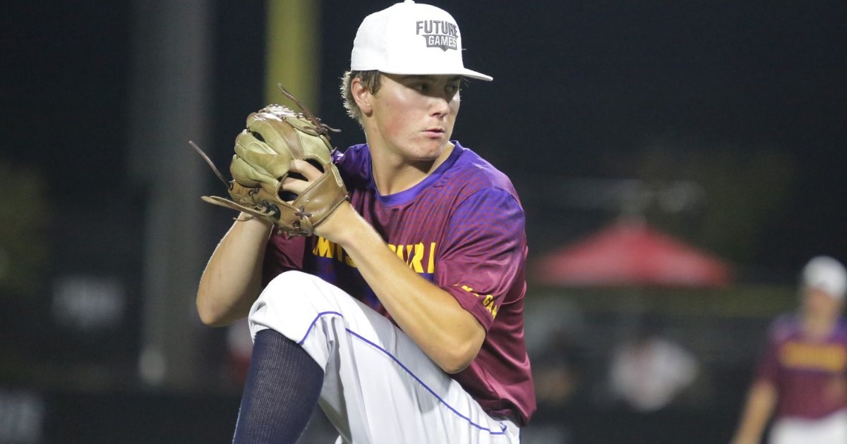 Campus Newcomer: Fort Zumwalt North RHP Tanner Paschke