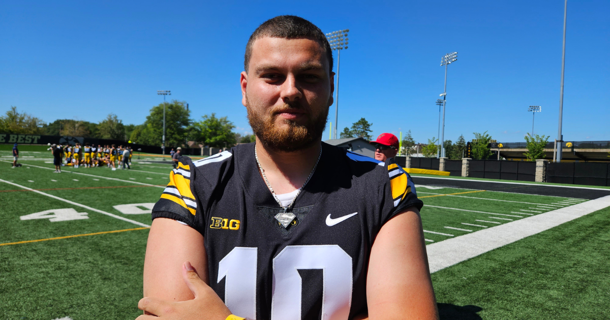 Deacon Hill getting comfortable with Iowa's offense