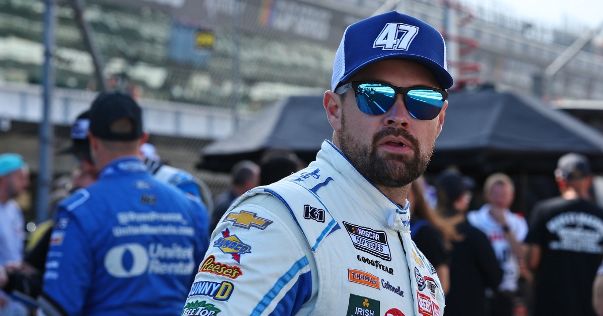 Ricky Stenhouse Jr. to debut Eggo Waffles ‘Brunch in a Jar paint’ scheme at Watkins Glen