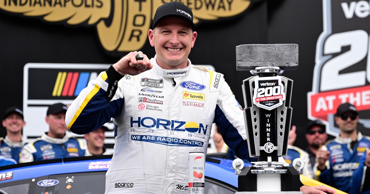 Michael McDowell was ‘anticipating’ a late caution during Verizon 200