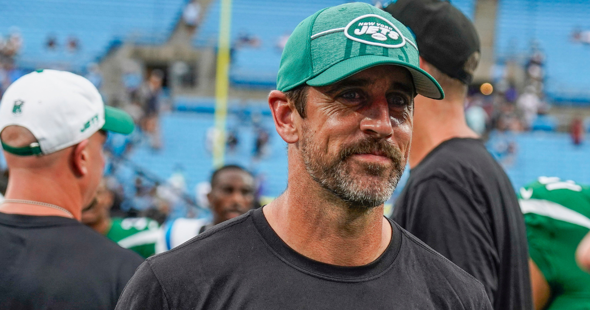 Aaron Rodgers bringing unabashed confidence to long-downtrodden Jets