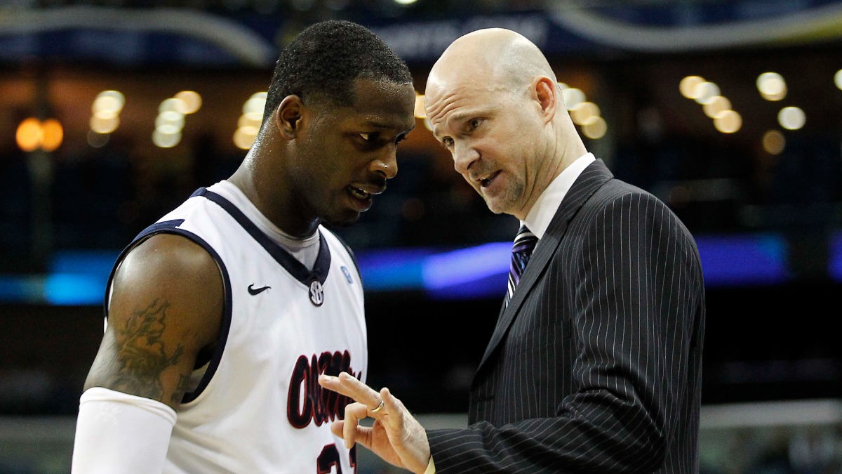 ‘An every-day MFer’: Holloway now passing down Ole Miss basketball lessons as a coach