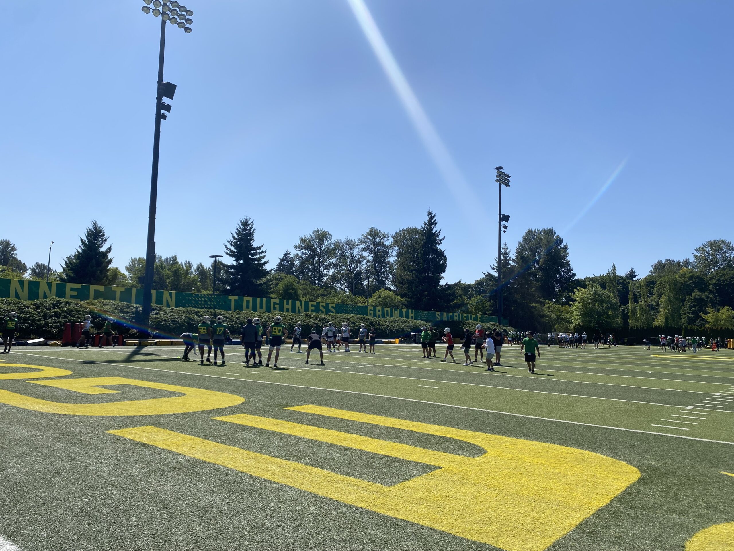 Observations from Oregon’s 13th fall practice