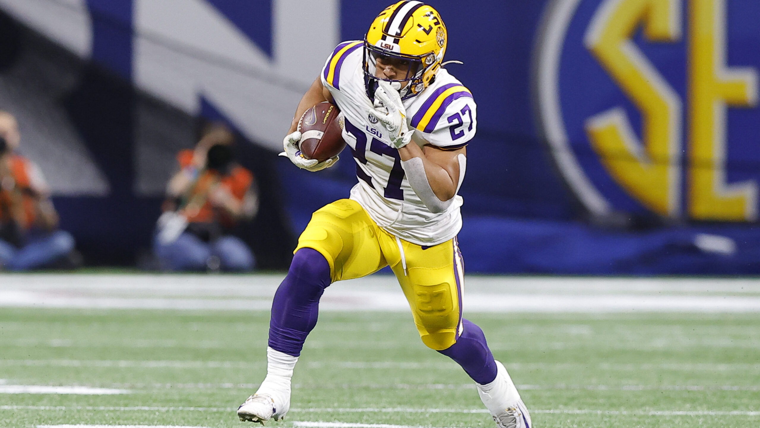 LSU trio of Jayden Daniels, Josh Williams and Mekhi Wingo join coach Brian  Kelly for SEC Media Day