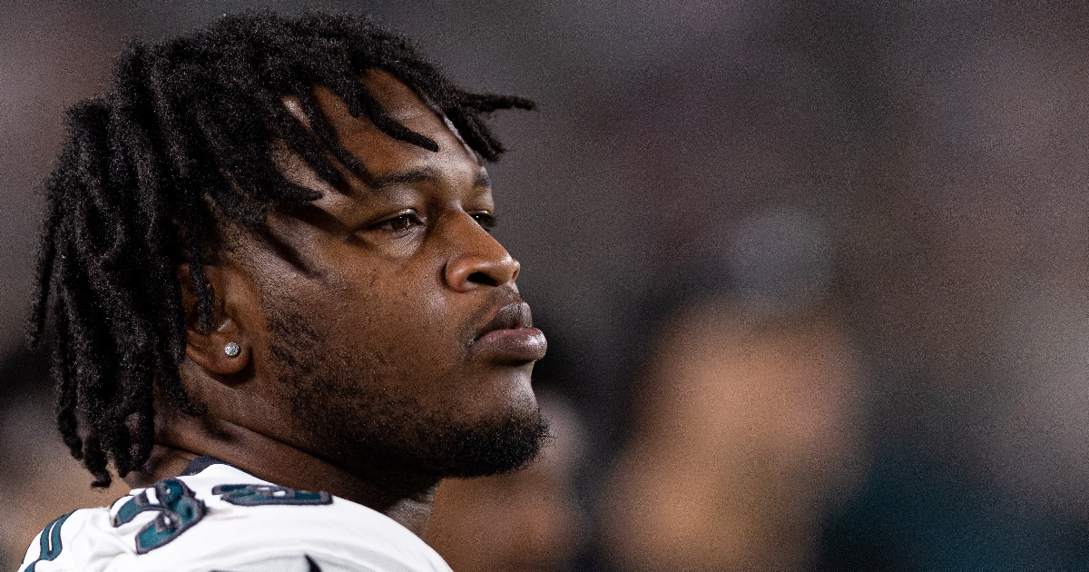 Jalen Carter claps back at fans over crying during Eagles-49ers