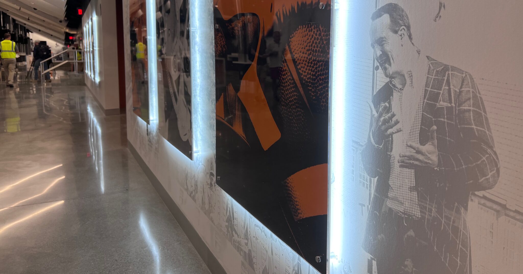 Tennessee shows off Neyland Stadium's finished Lower West Club