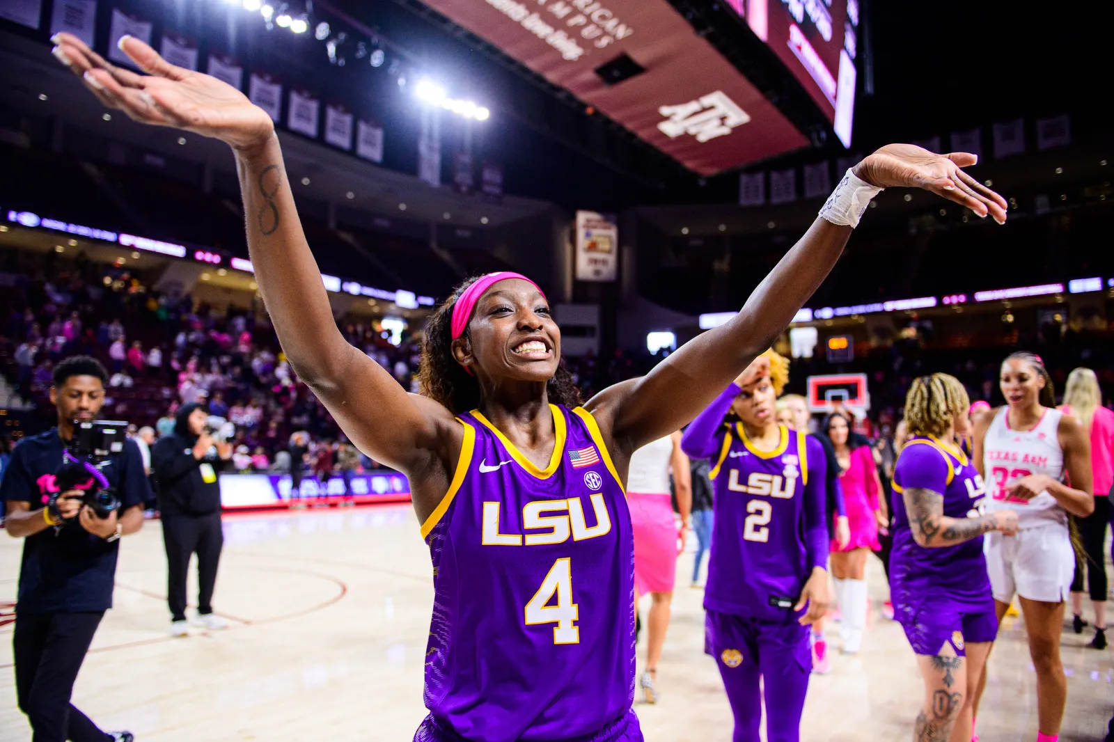 LSU rolls past Texas Southern, 106-47 - On3