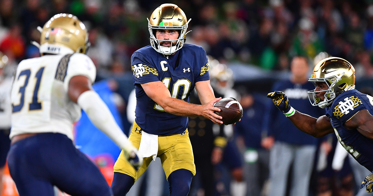 Touch The Grass: Mike Golic Jr. Mike Golic Jr. played football at Notre  Dame University and went undrafted as a free agent in the NFL. He wanted to  stay