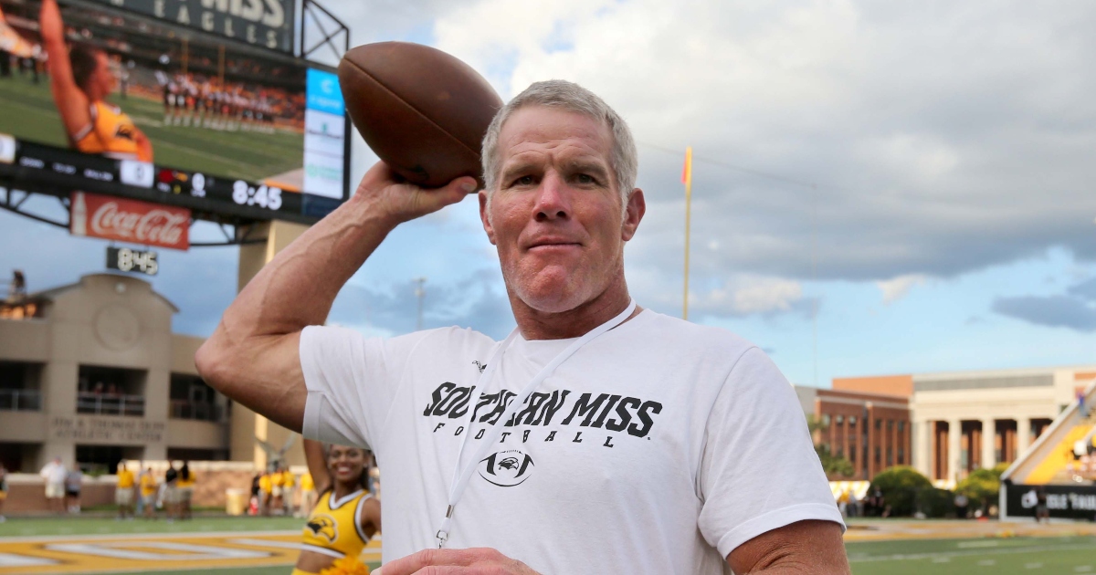 Mississippi Supreme Court won't remove Brett Favre from welfare suit