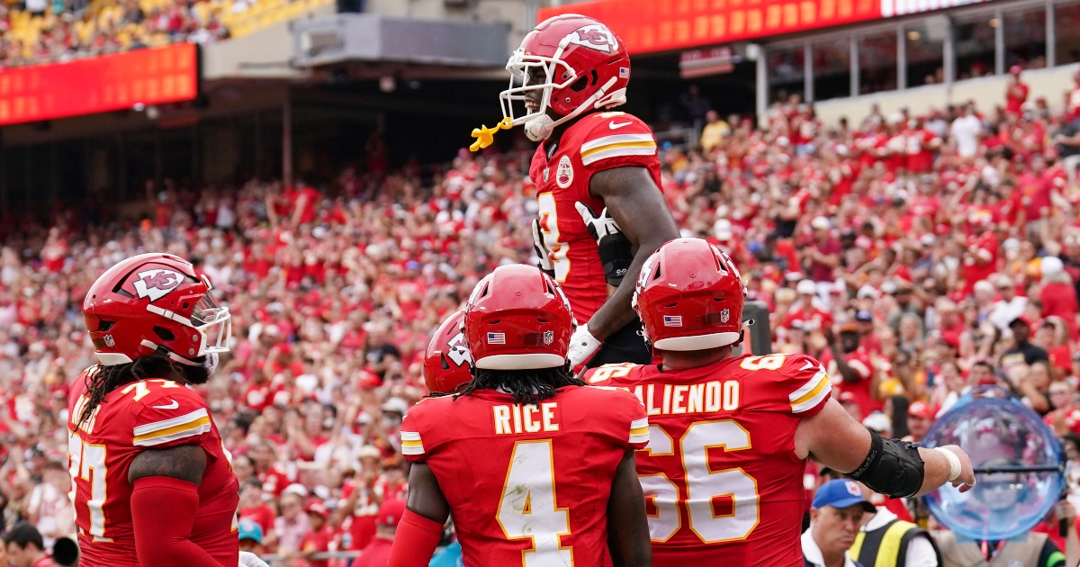 WR Justyn Ross has reportedly made the #Chiefs 53-man roster, per