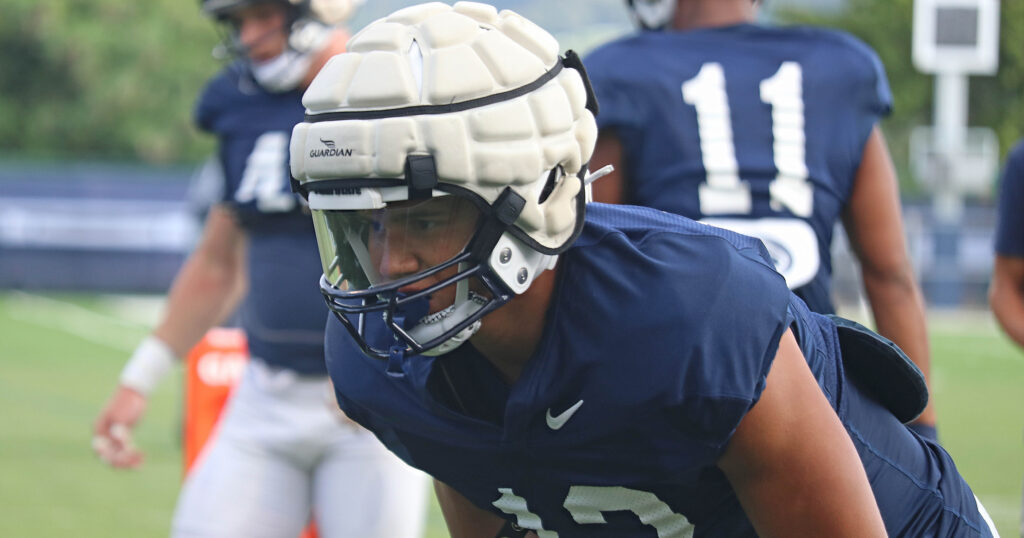 Penn State linebacker Tony Rojas