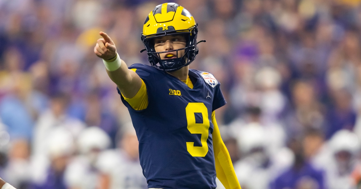 J.J. McCarthy leads No. 2 Michigan over East Carolina 30-3 without