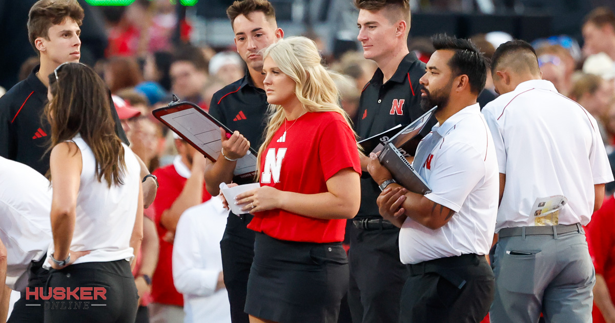 Photo Gallery Volleyball Day in Nebraska in Memorial Stadium