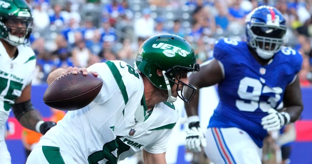 Giants' Jihad Ward takes shot at Jets' Aaron Rodgers in preseason