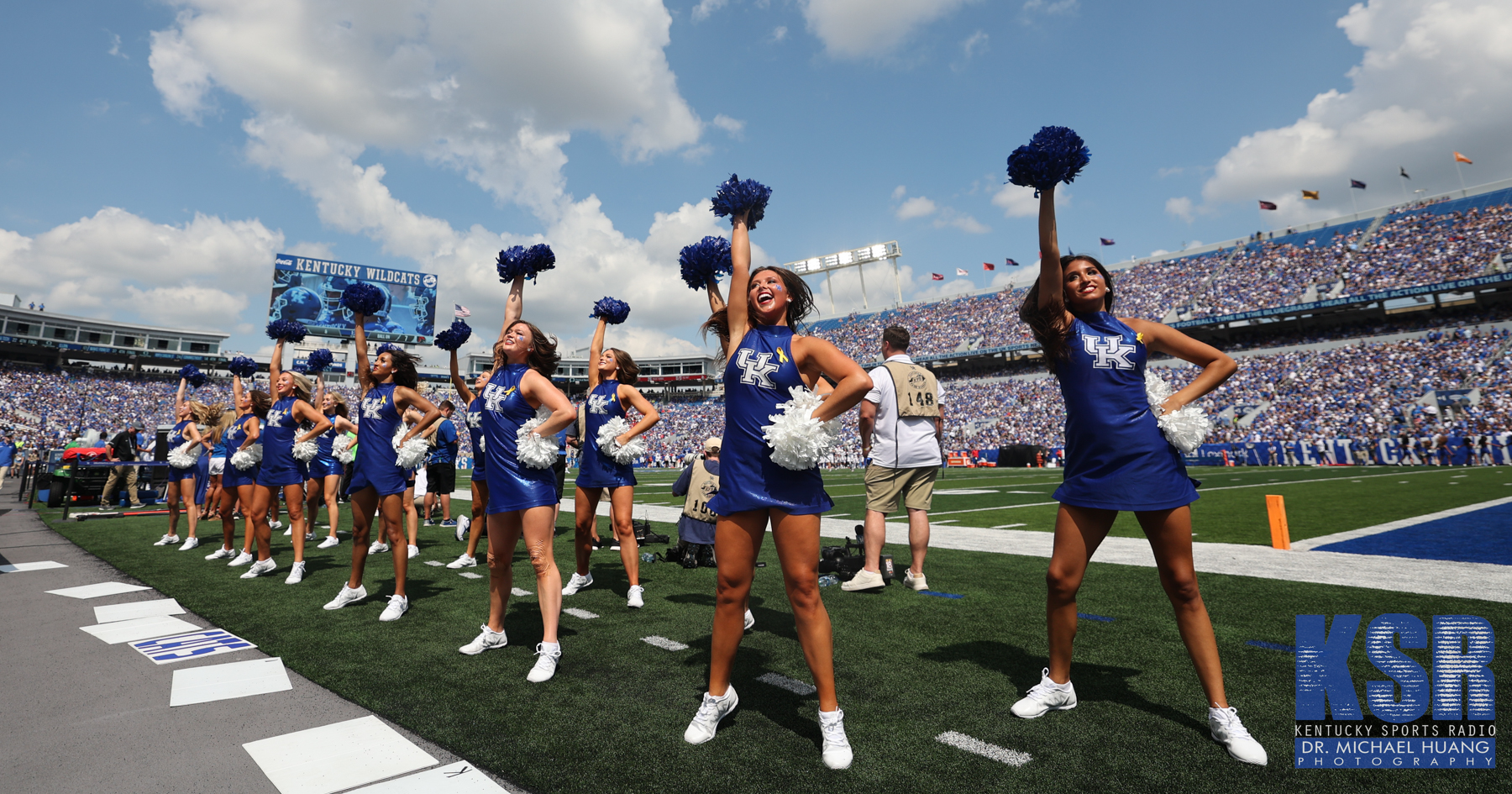 Former UK Dance Team Members on 2023-24 NFL/NBA Cheer Rosters – UK