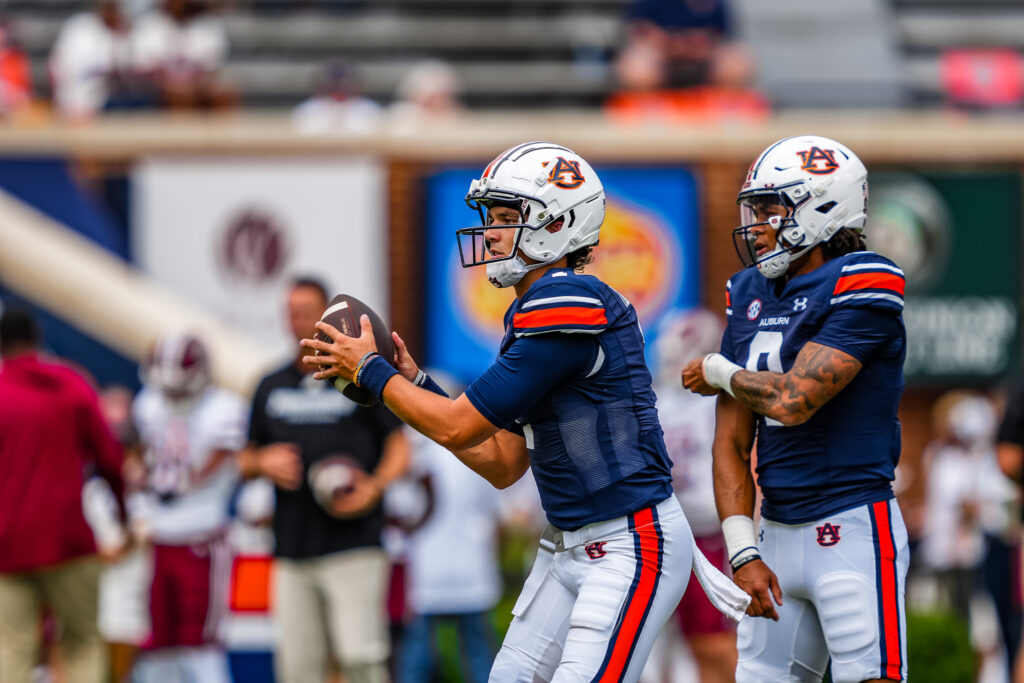 Auburn Week 1 injury report: Robby Ashford has an oblique strain 