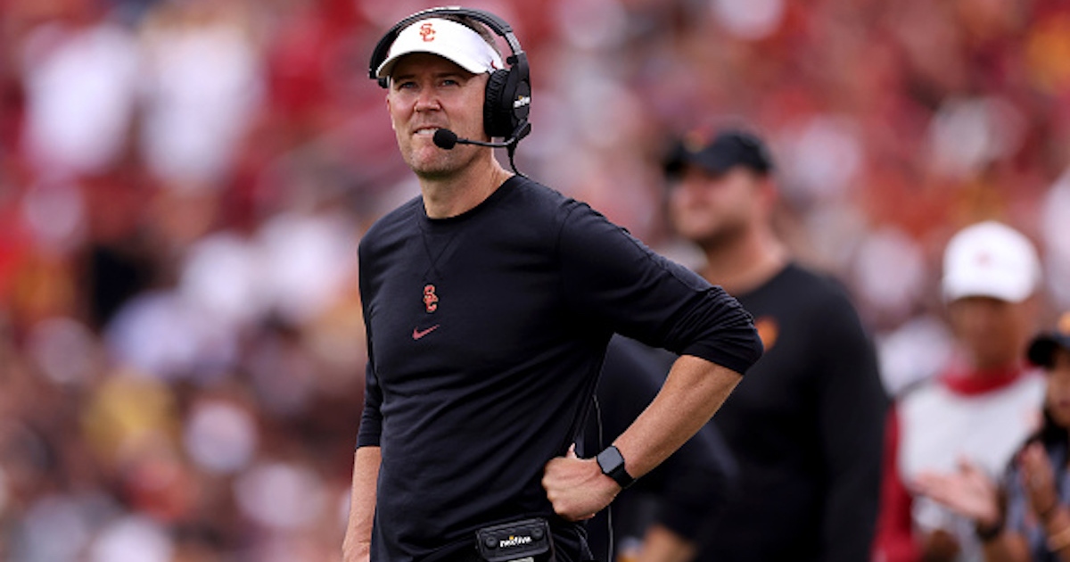 Lincoln Riley debates need to alter play calling to help defense - On3