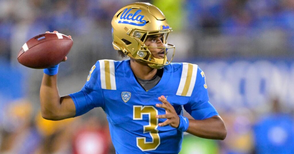 ucla-head-coach-chip-kelly-reacts-connetion-quarterback-dante-moore-receiver-jmichael-sturdivant