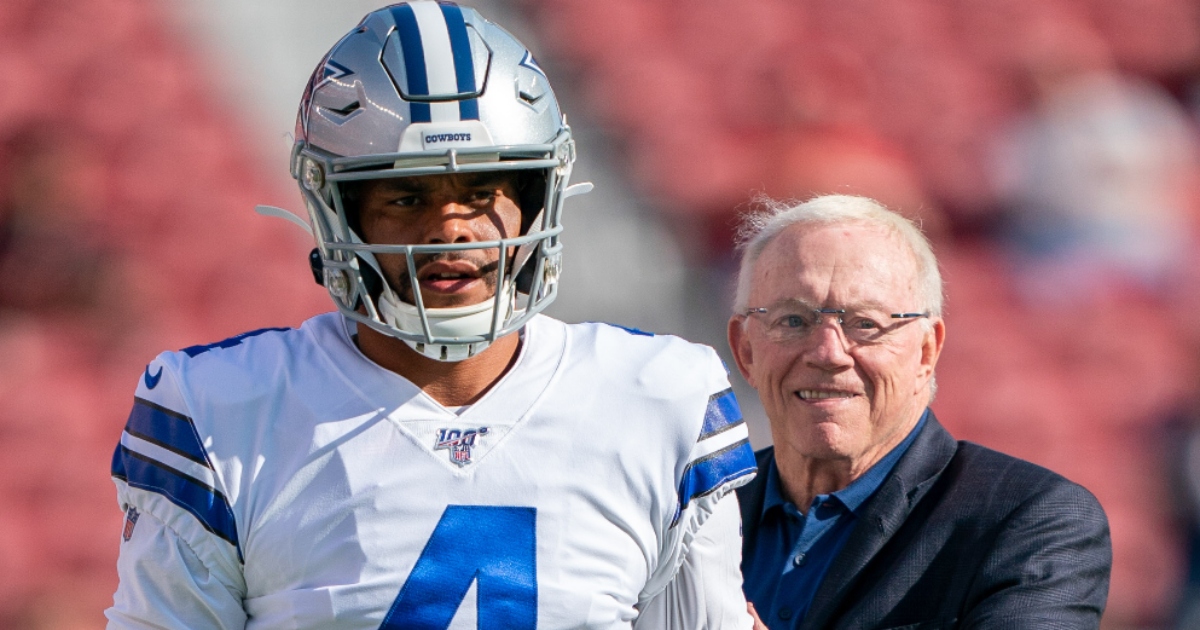 Jerry Jones says Cowboys 'expect' Dak Prescott to be with team for a long  time