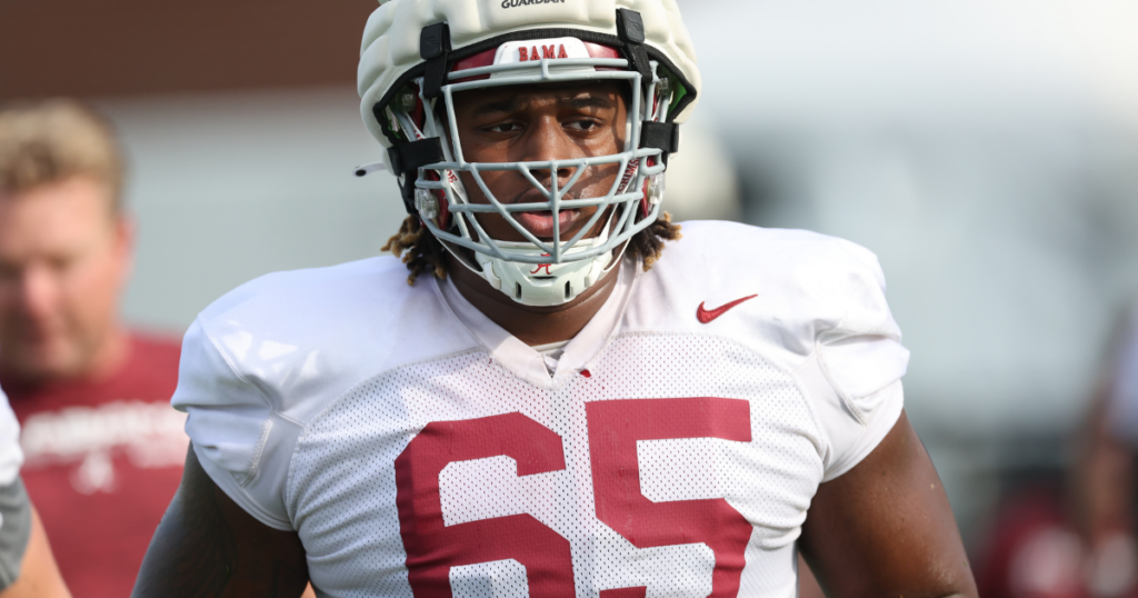 Alabama OL JC Latham