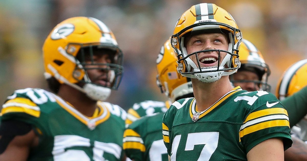 Green Bay Packers Coverage on Instagram: It's a new era in Green Bay.  Rookie kicker Anders Carlson drills a 52-yard FG to put the Packers up 10-6  at halftime. #packers #greenbaypackers #greenbay #