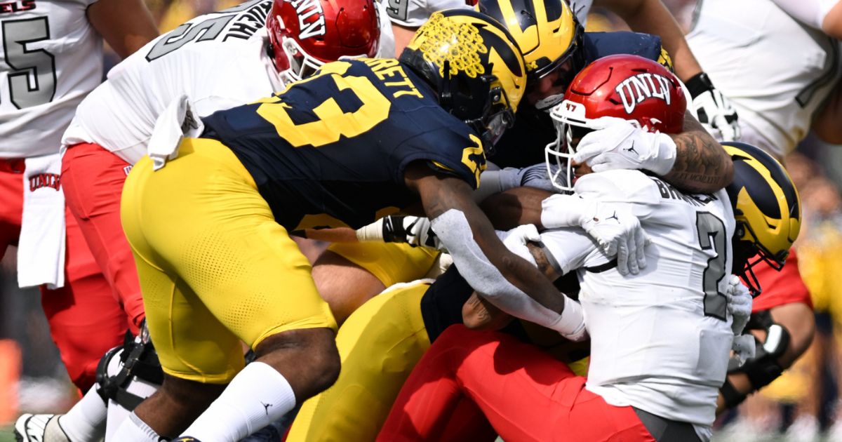 Michigan football reading between lines: Goal line, DB blitzes, more