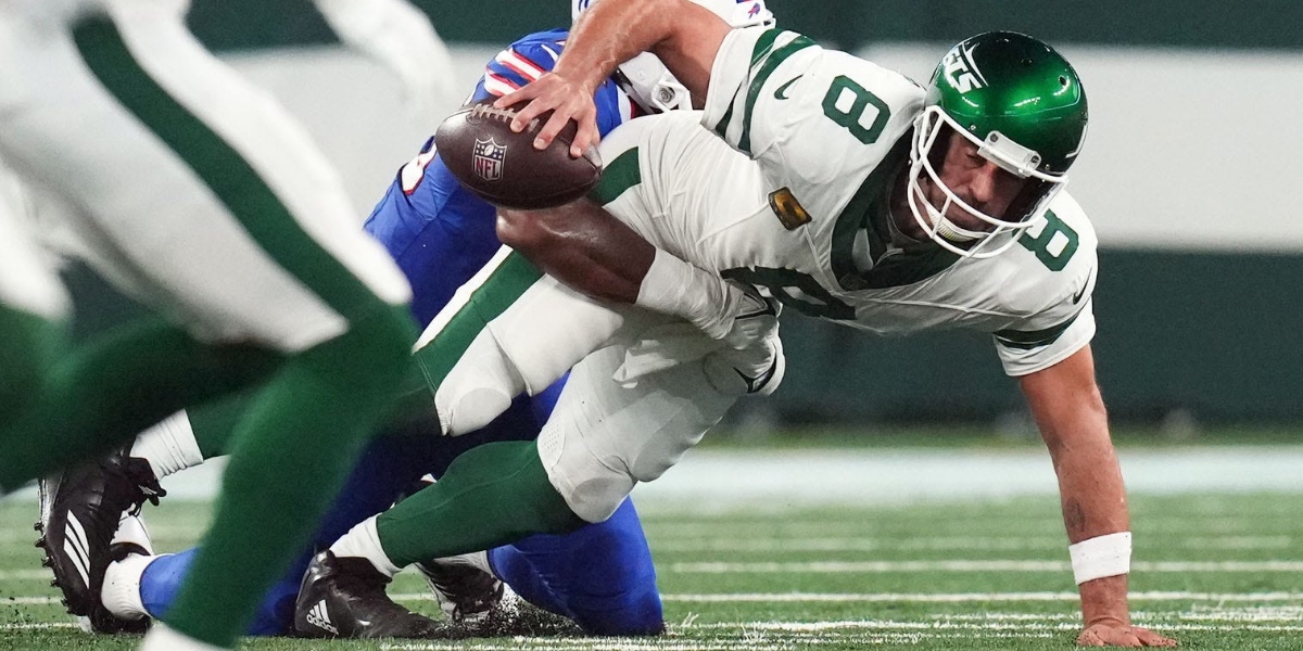 Rodgers leaves Jets debut with injury, coach fears Achilles damage